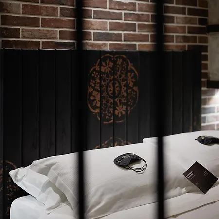 Mamaco Centro Pensionat 4*