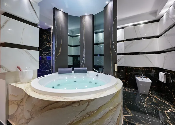 Mamaco Centro Pensionat 4*